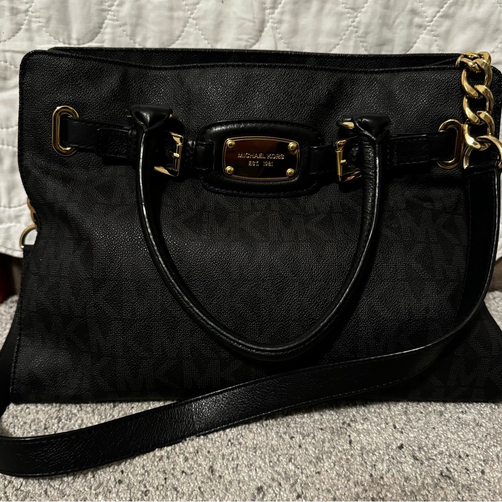Michael Kors Cross Body Bag